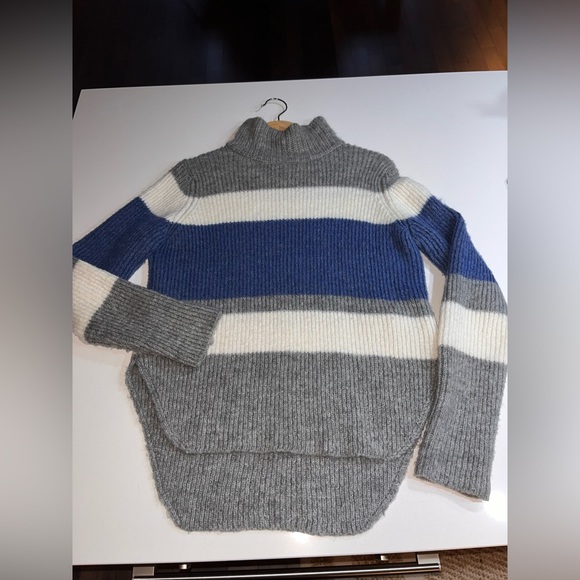 ZARA Knit Mock Neck Sweater - Picture 3 of 9
